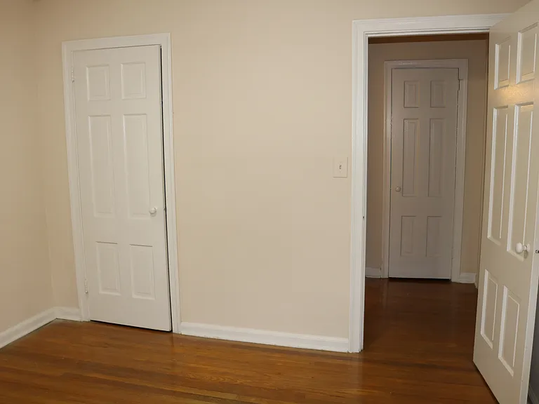 2827 Thornhill Rd — Photo 54