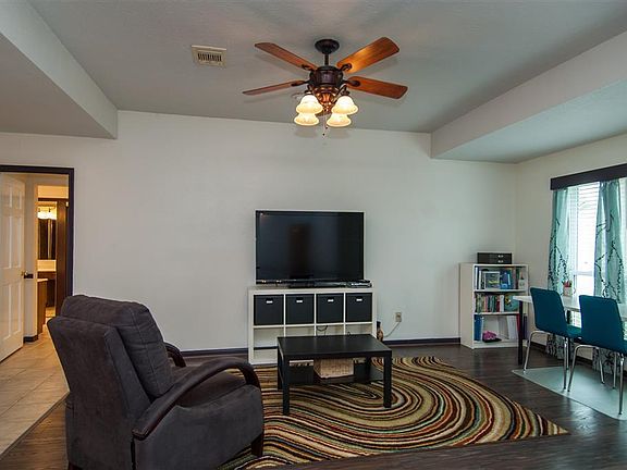 5th image of 12314 Bent Pine Dr