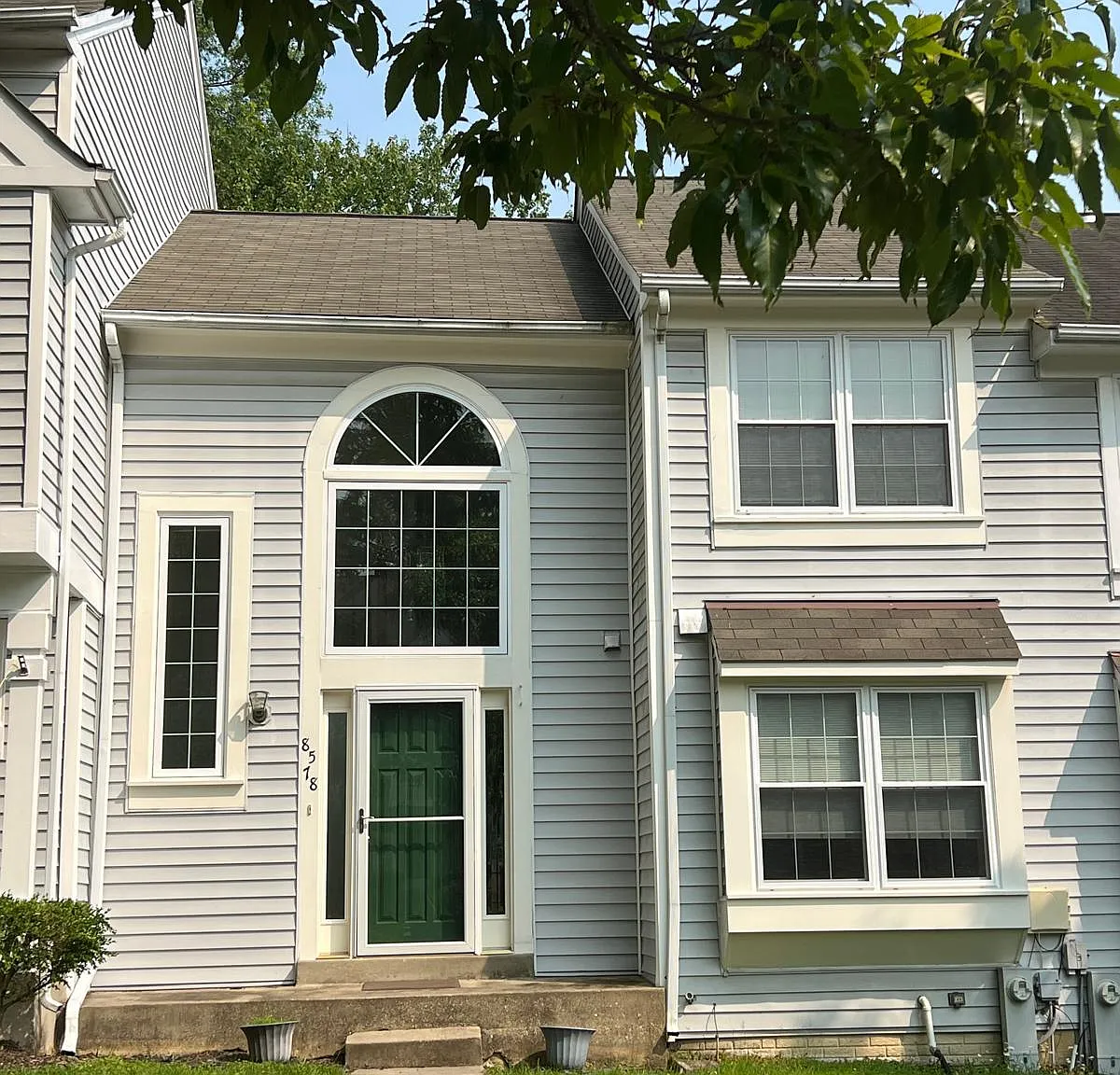 3 bed, 3.5 bath, 1801 sqft, $3,050 — Photo 1