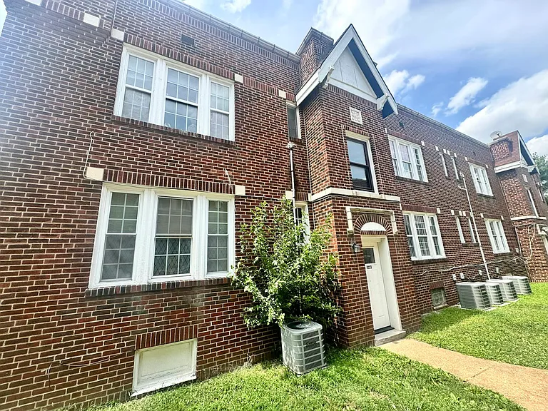 4223 Ellenwood Ave #102 — Photo 6
