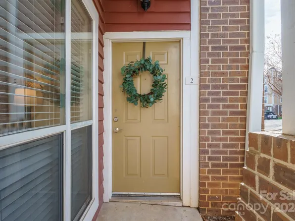 2500 Cranbrook Ln, Charlotte, NC 28207