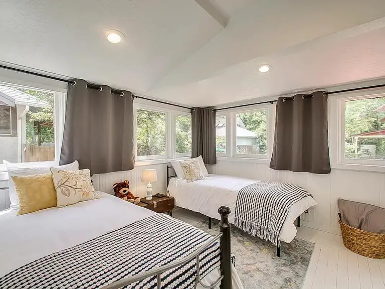 1415 E Bannock St — Photo 14
