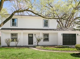 25 Longbeach Rd, Montgomery, IL 60538