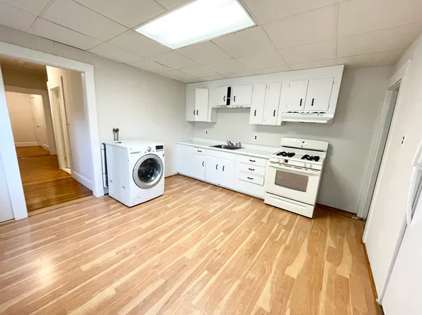 122 Buttonwood St #1R, Dorchester, MA 02125