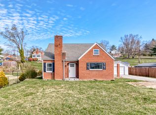 1405 Wenonah Ave, Pearisburg, VA 24134