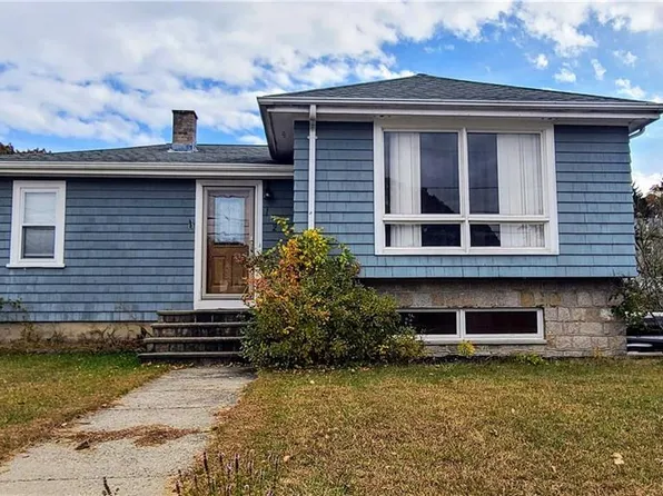 102 Hollis Ave, Warwick, RI 02889