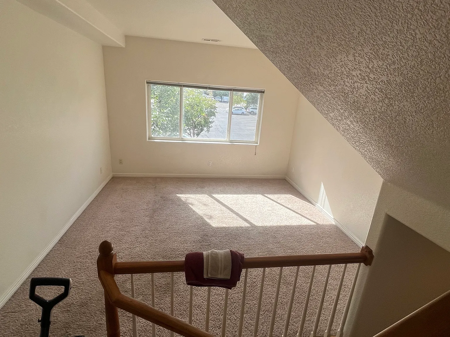 2 bed, 1490 sqft, $2,025 — Photo 4