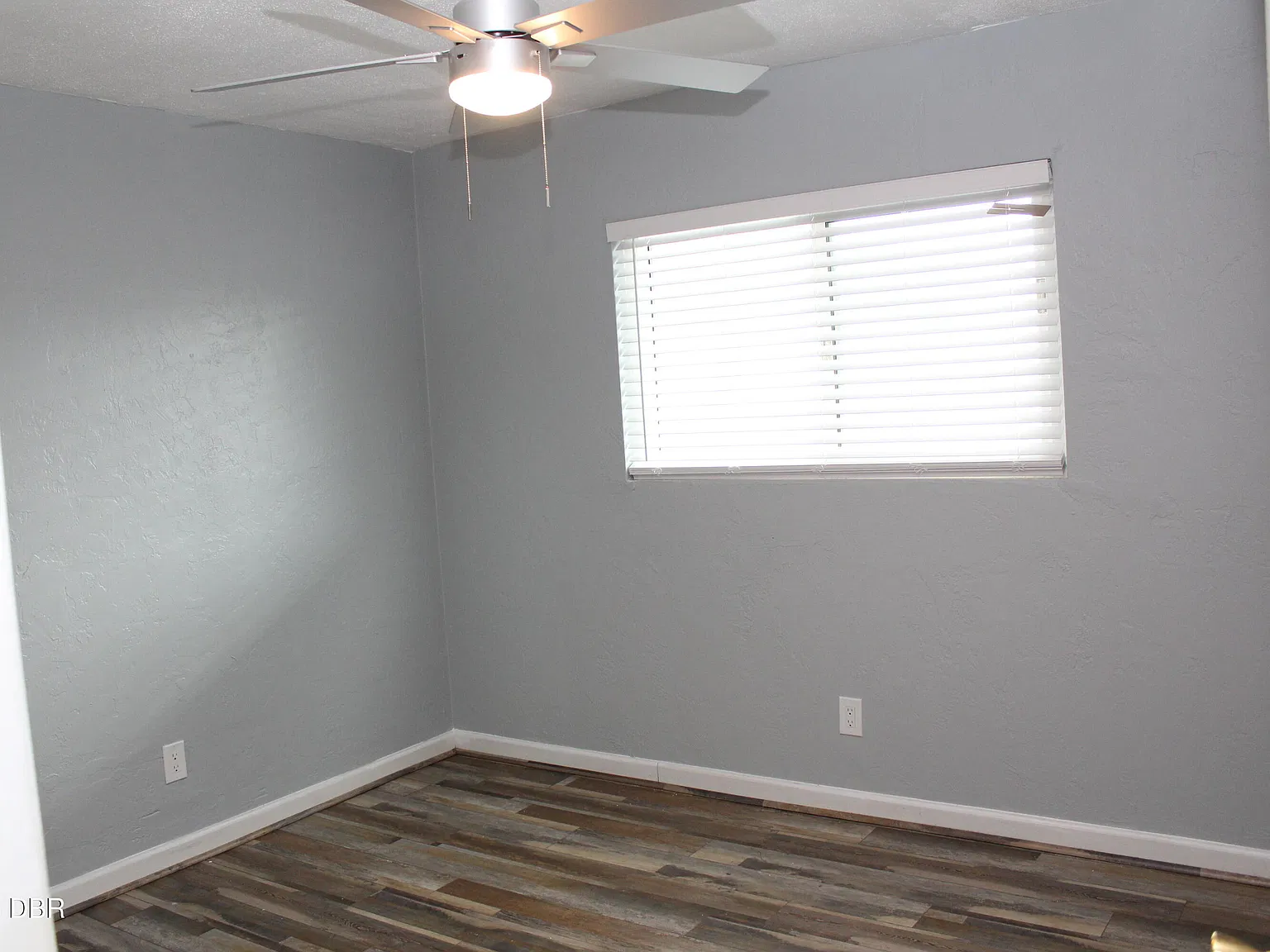 2 bed, 2.0 bath, 812 sqft, $1,550 — Photo 2