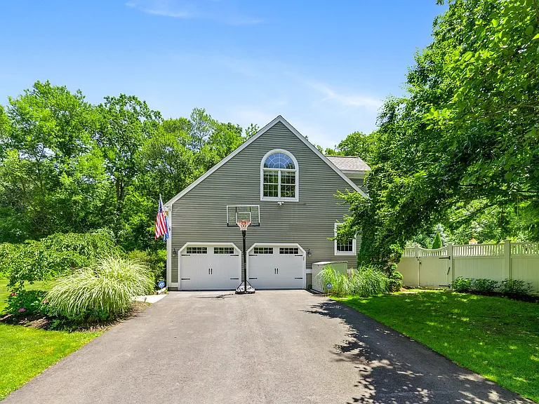 1 Boxwood Rd — Photo 41