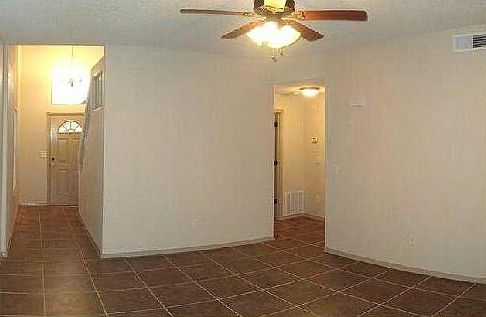 3rd image of 249 Saltford Dr