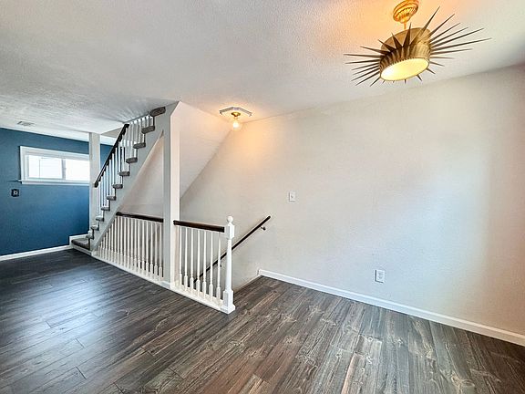 2nd image of 910 E Ocean View Ave APT 12