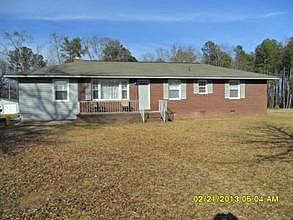 1st image of 107 Oak Dr