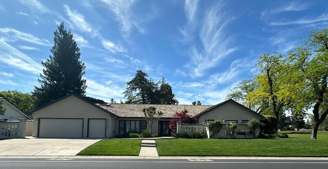44791 N El Macero Dr photo 1