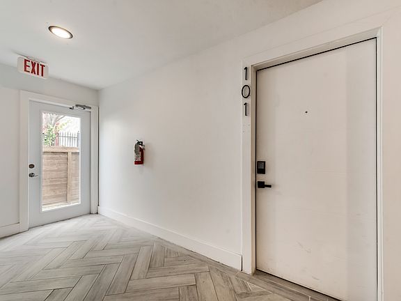 5th image of 1509 N Peak St #111