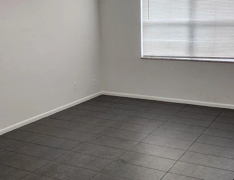 6361 N Falls Circle Dr #409 — Photo 6