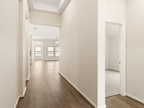 5th image of 3806 Sunrise Ln