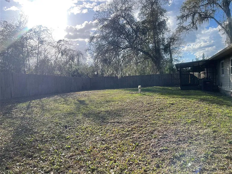 211 NW Highway 441 — Photo 25