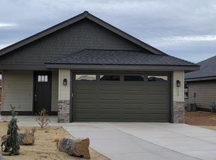 2634 NW Redwood Cir, Redmond, OR