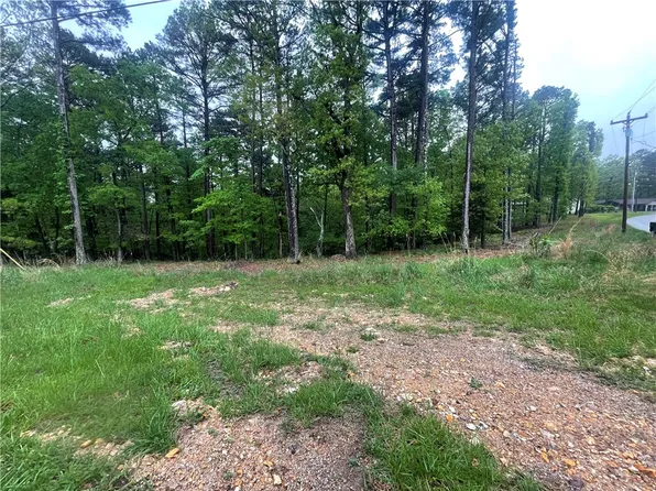 1 Deddington Dr, Bella Vista, AR 72714