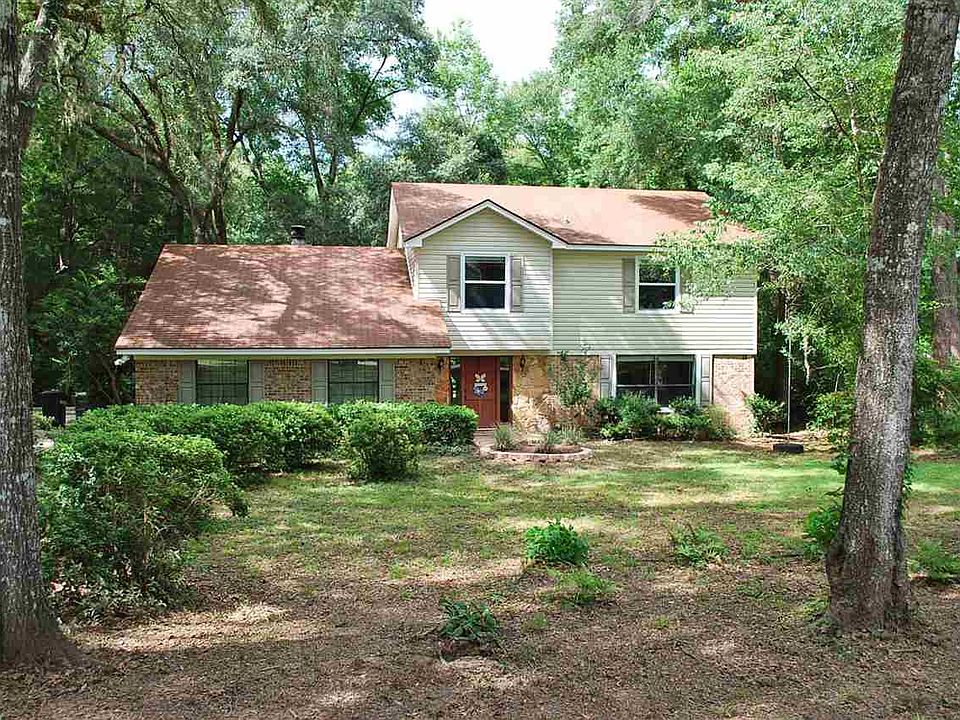 1st image of 2928 Parrish Dr