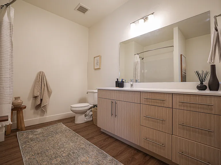 Northgate Apartments — Photo 34