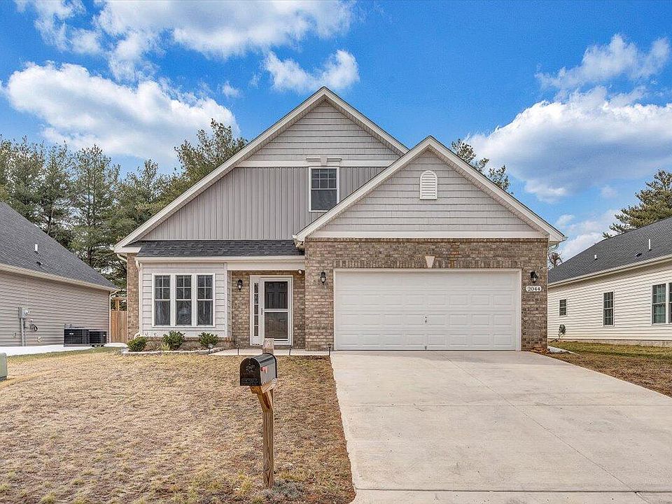1st image of 2044 Heys Ln