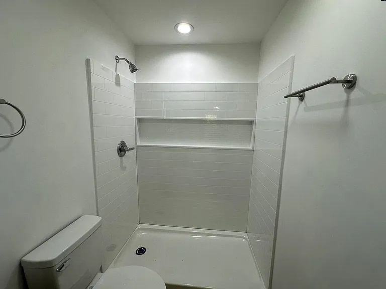 822 Apache Dr — Photo 2