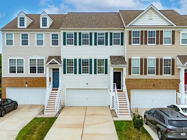 303 Ellison Dr, North Wales, PA 19454