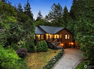 28 Lost Lake Ln, Bellingham, WA
