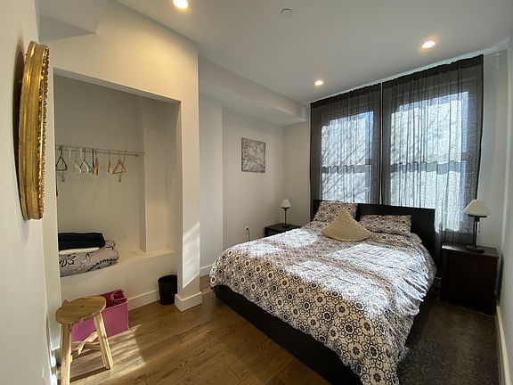 5th image of 12 Ward St #2