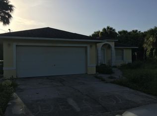 1260 13th St SW, Naples, FL 34117