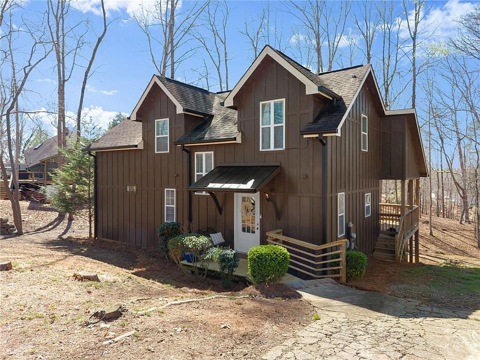 1st image of 3211 The Trail Rd