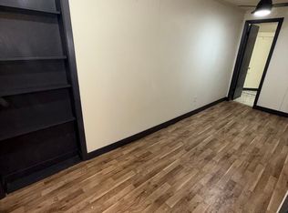 4918 Madison Ave APT 4, Lincoln, NE 68504