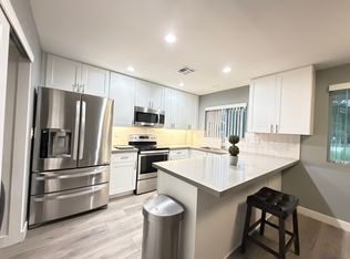 4460 E Belleview St, Phoenix, AZ 85008