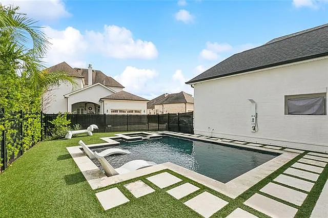 75 Palmetto — Photo 20