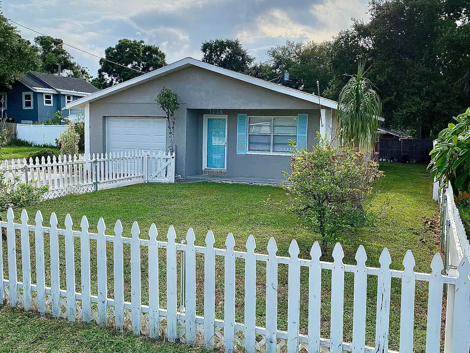 2 bed, 1039 sqft, $2,500 — Photo 1