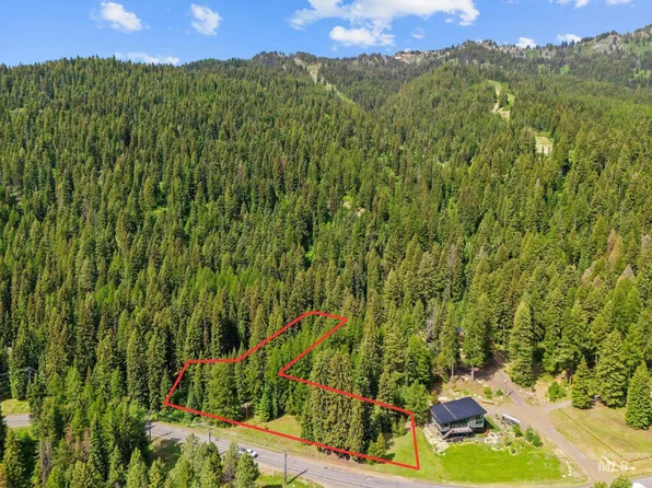 2331 W Mountain Rd, Donnelly, ID 83615