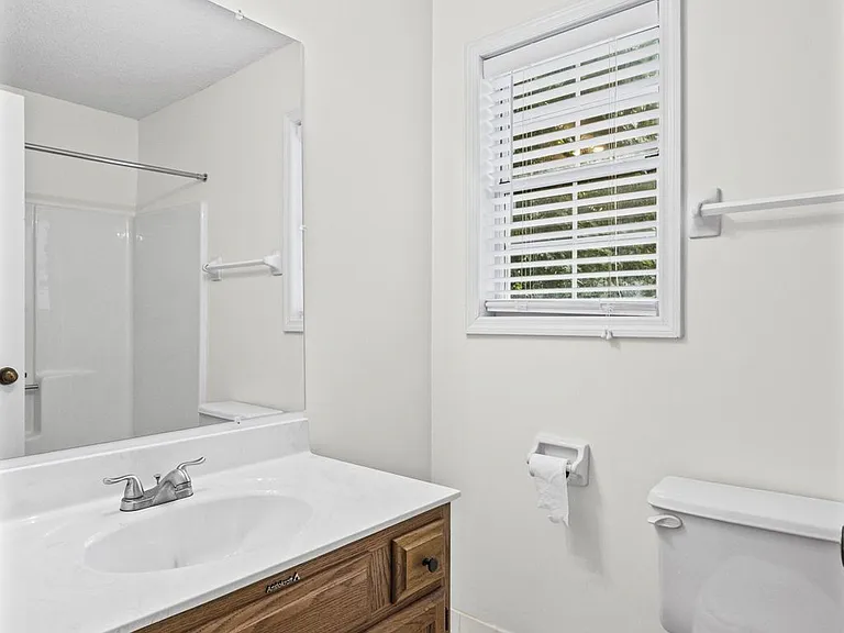 5180 Laurel Bridge Ct SE — Photo 29