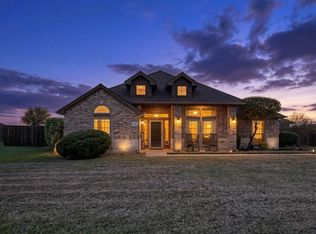 108 Dublin Cir, Waxahachie, TX 75165