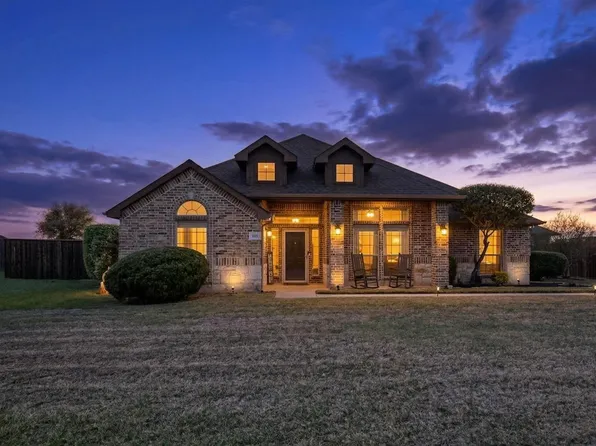 108 Dublin Cir, Waxahachie, TX 75165