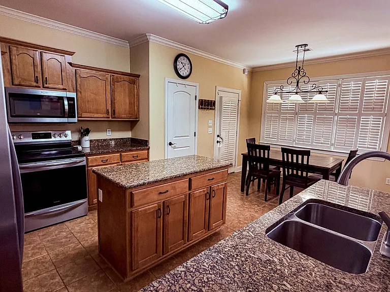 158 E Porter Run Dr — Photo 4