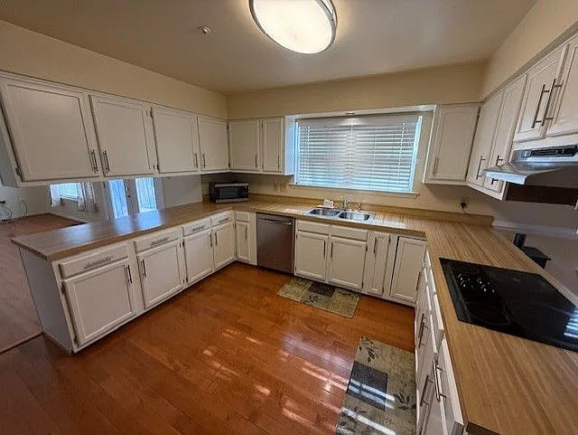 101 Shady Creek Ct — Photo 14