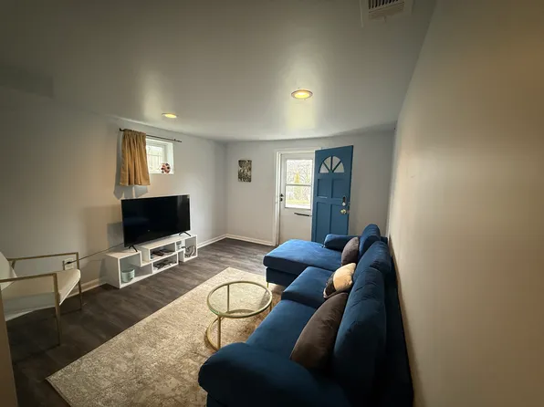 2012 S Lincoln St #2, Arlington, VA 22204