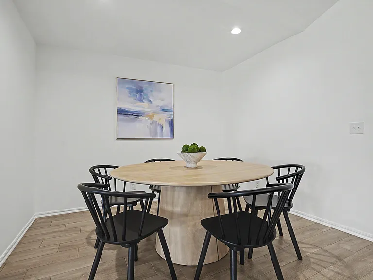 4406 W Van Buren St — Photo 8