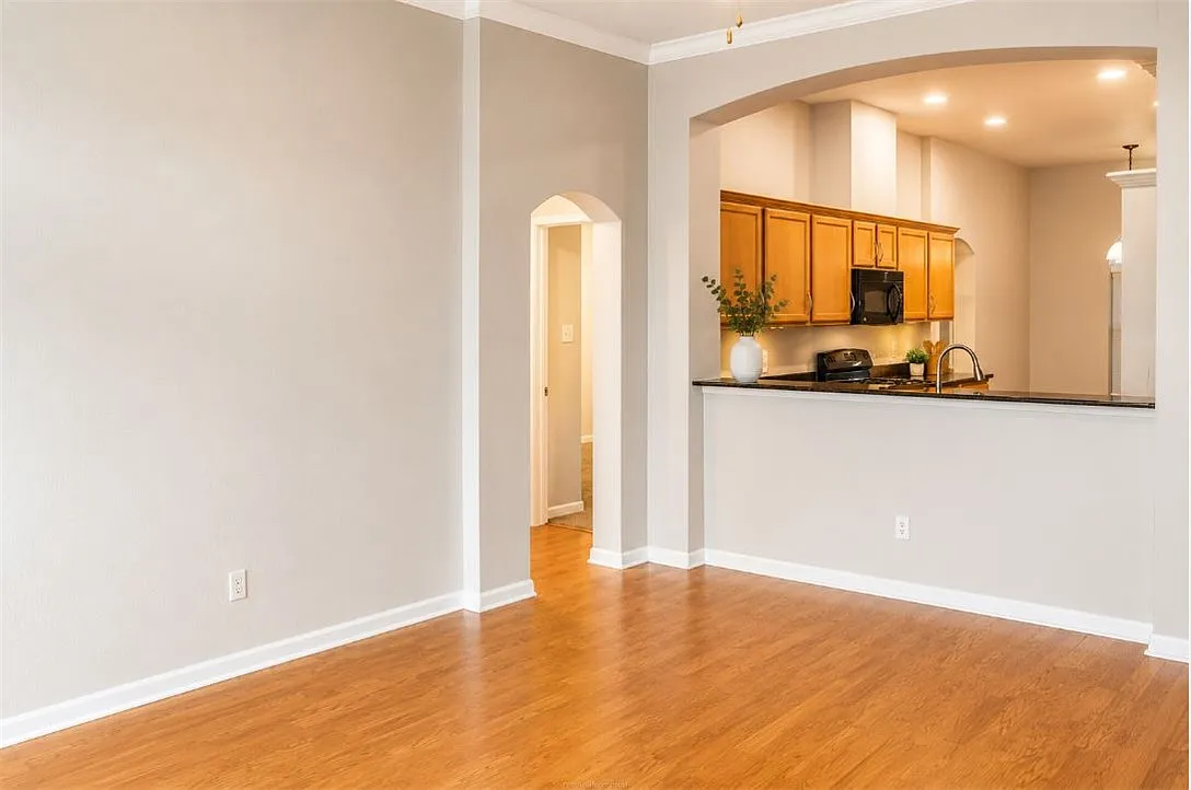 Building Photo - 4202 Cedar Creek Ct