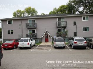 1660 F Ave NW APT 11, Cedar Rapids, IA 52405