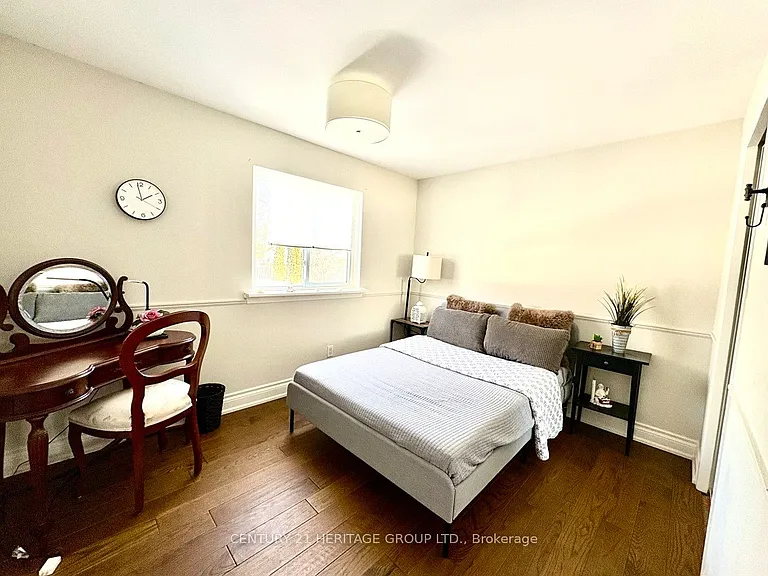 22 Cedar Cres #MAIN — Photo 25