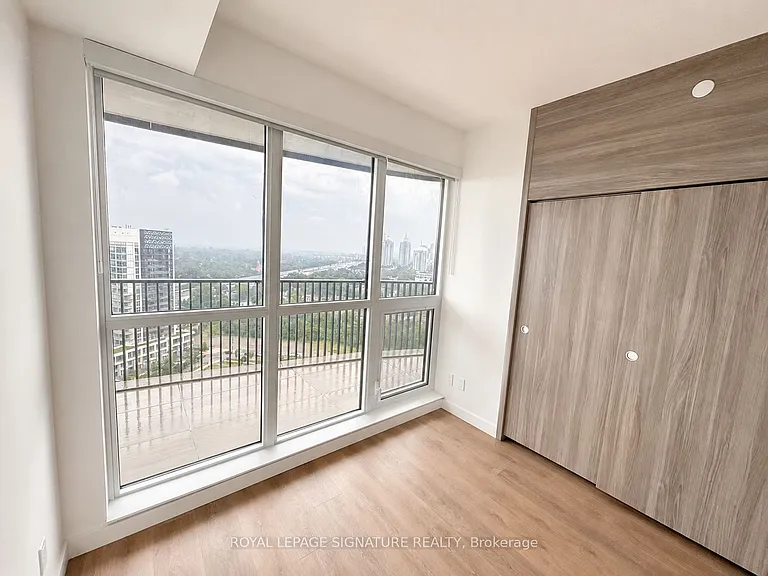 18 Esther Shiner Blvd #2302 — Photo 11