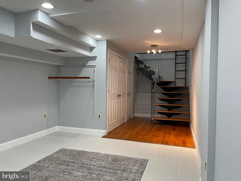 449 New Jersey Ave SE #B — Photo 33