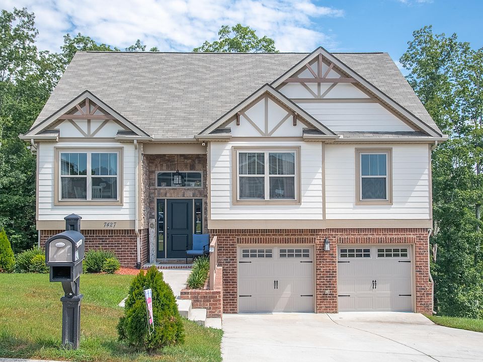 1st image of 7427 Pfizer Dr #1218